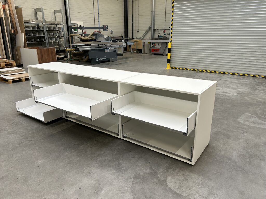 keukenkast extra brede lades pannen